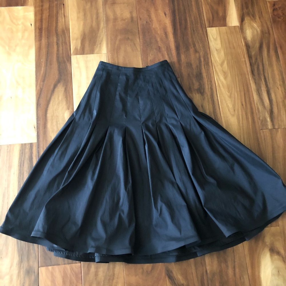 La Chateau Formal Skirt EUC